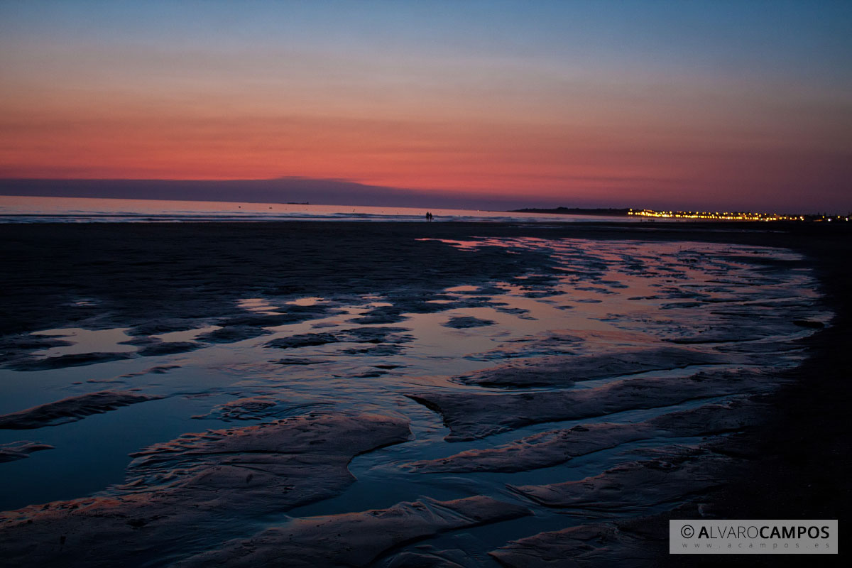 Anochecer en la playa de La Barrosa, Cádiz