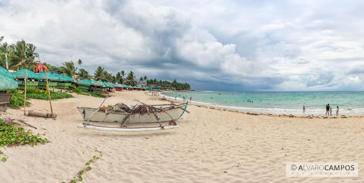 Panorámica de Hannah´s Beach en Pagudpud, Ilocos Norte (Filipinas)