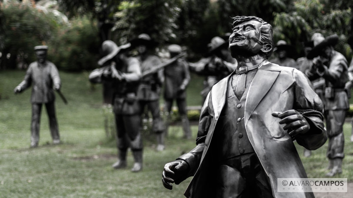 Fusilamiento de José Rizal en el fuerte Santiago en Intramuros, Manila