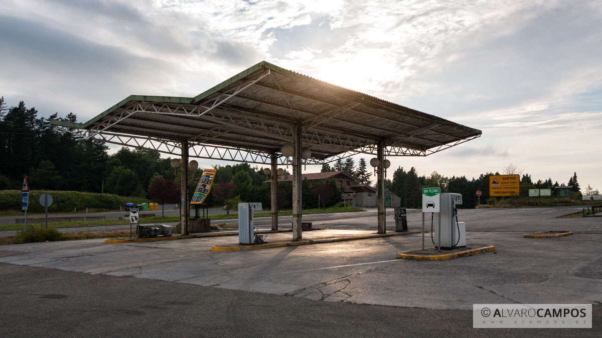 Gasolinera abandonada