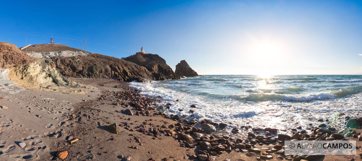 Panorámica desde una cala junto al Faro de Cabo de Gata