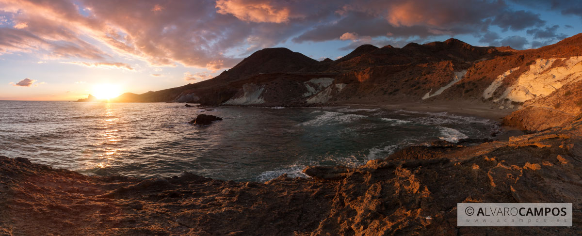 Panorámica desde la Cala Rajá en el Cabo de Gata