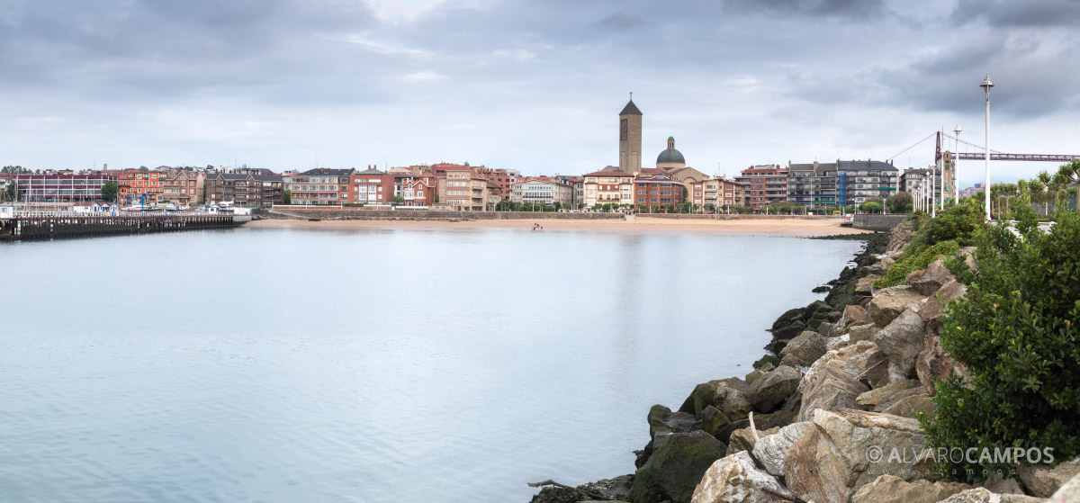 Panormámica de la playa de Las Arenas