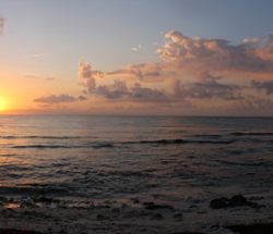 Panorámica del amanecer en Akumal