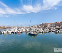 Puerto deportivo de Gijón (Asturias)