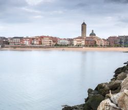 Panormámica de la playa de Las Arenas